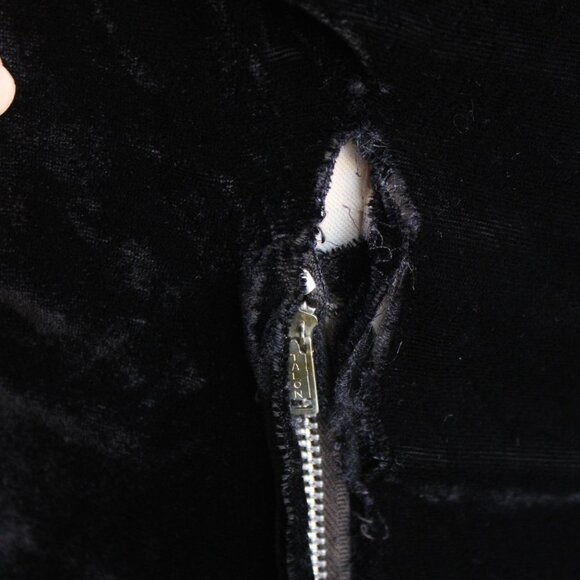 Vintage 1940s Dress, Cirilo Black Velvet Dress With Rhinestone Embellishment - Picture 9 of 12